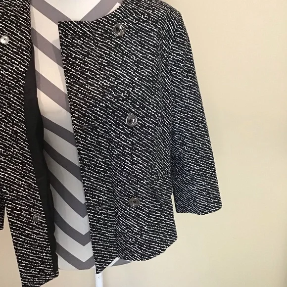 New York & Company Stretch Jacket Blazer - Picture 4 of 16